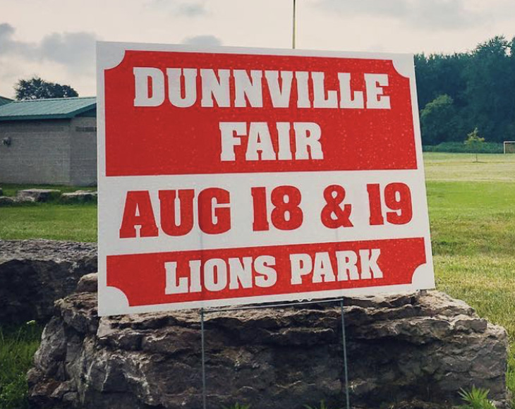good lawn sign design
